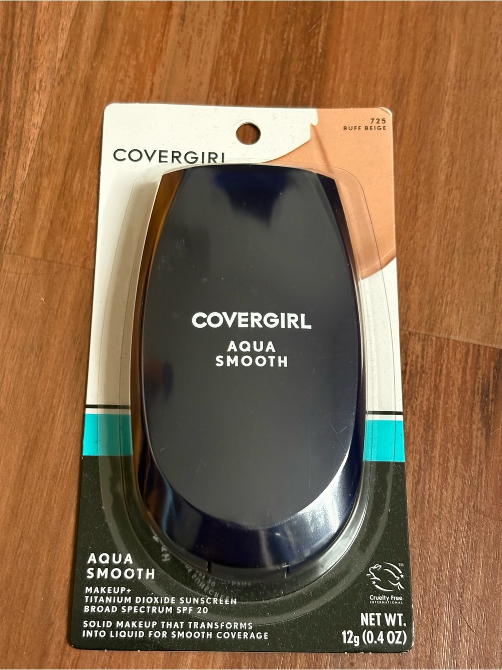 NWT Covergirl Aqua Smooth Foundation 725 Buff Beige